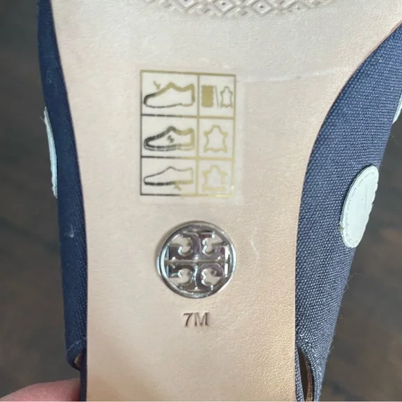NEW TORY BURCH Navy Blue White Polka Dot Kitten Heel Sling Back Shoes Size 7